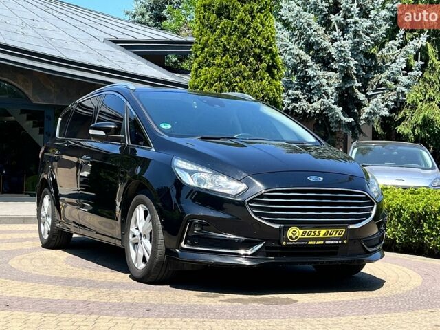 Черный Форд С-Макс, объемом двигателя 2 л и пробегом 247 тыс. км за 17500 $, фото 1 на Automoto.ua