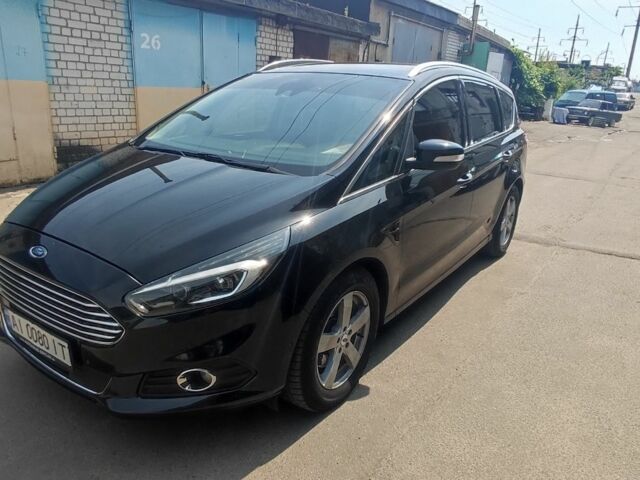 Черный Форд С-Макс, объемом двигателя 2 л и пробегом 218 тыс. км за 12600 $, фото 1 на Automoto.ua