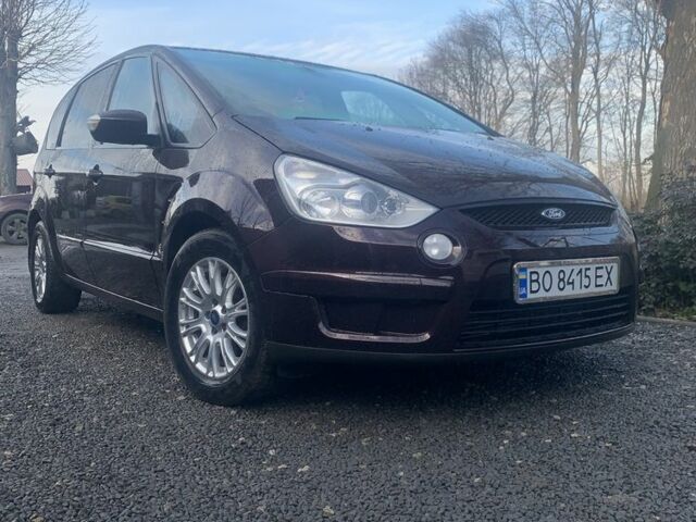 Фиолетовый Форд С-Макс, объемом двигателя 2 л и пробегом 240 тыс. км за 8300 $, фото 1 на Automoto.ua