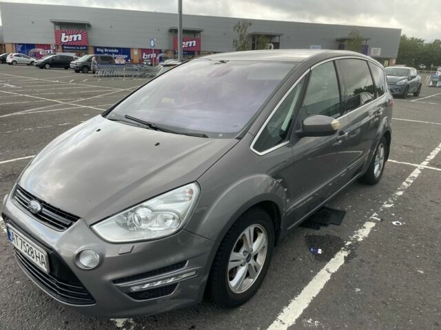 Коричневый Форд С-Макс, объемом двигателя 2 л и пробегом 337 тыс. км за 8000 $, фото 1 на Automoto.ua