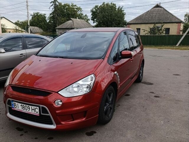 Червоний Форд С-Макс, об'ємом двигуна 2 л та пробігом 364 тис. км за 5500 $, фото 1 на Automoto.ua