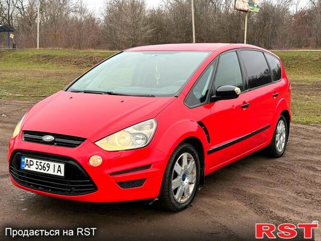 Красный Форд С-Макс, объемом двигателя 2 л и пробегом 25000 тыс. км за 7500 $, фото 1 на Automoto.ua