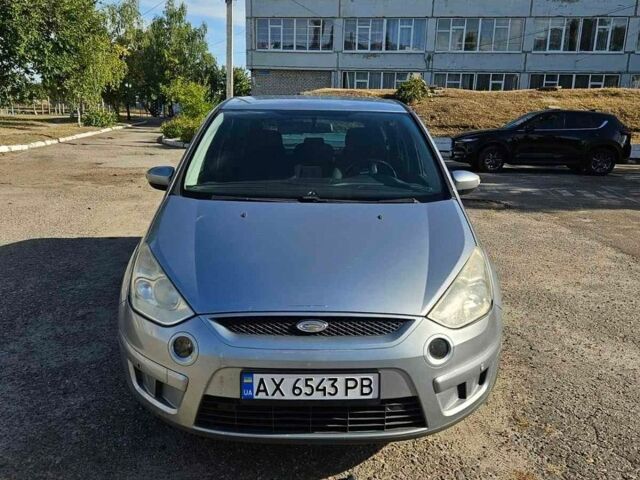 Форд С-Макс, об'ємом двигуна 1.8 л та пробігом 300 тис. км за 8000 $, фото 1 на Automoto.ua