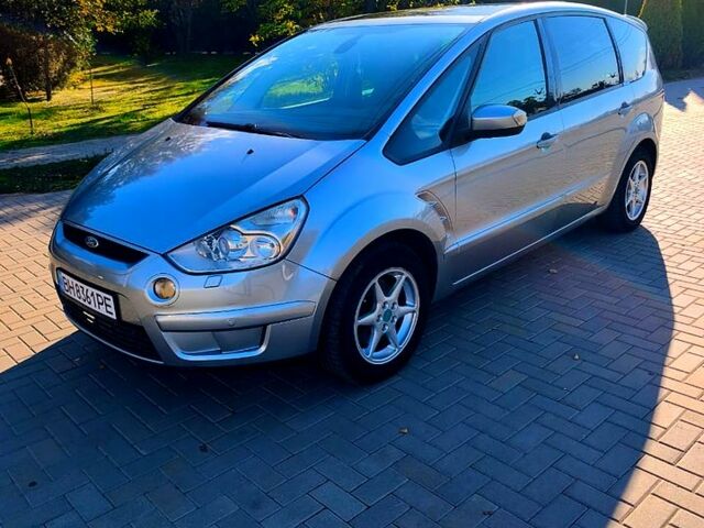 Сірий Форд С-Макс, об'ємом двигуна 2 л та пробігом 290 тис. км за 6700 $, фото 1 на Automoto.ua