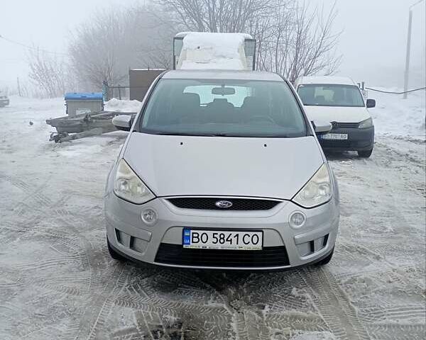 Сірий Форд С-Макс, об'ємом двигуна 2 л та пробігом 245 тис. км за 6100 $, фото 1 на Automoto.ua