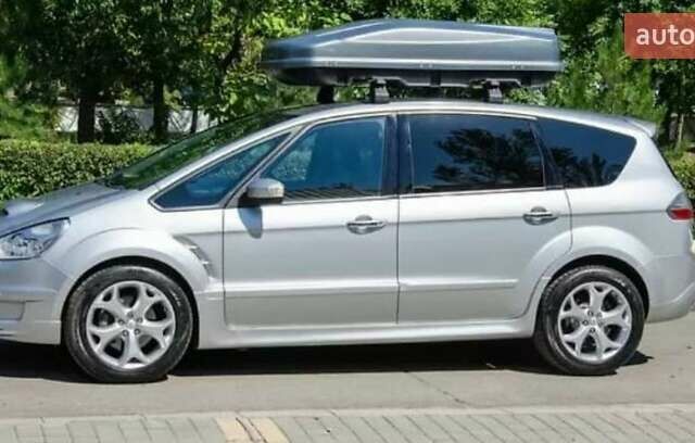 Сірий Форд С-Макс, об'ємом двигуна 2.5 л та пробігом 256 тис. км за 8500 $, фото 1 на Automoto.ua