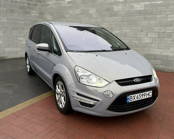 Сірий Форд С-Макс, об'ємом двигуна 2 л та пробігом 285 тис. км за 7650 $, фото 1 на Automoto.ua