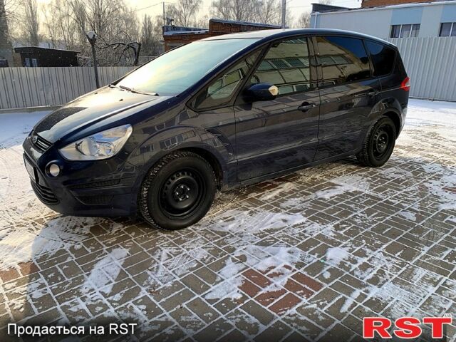 Серый Форд С-Макс, объемом двигателя 2 л и пробегом 262 тыс. км за 7700 $, фото 1 на Automoto.ua