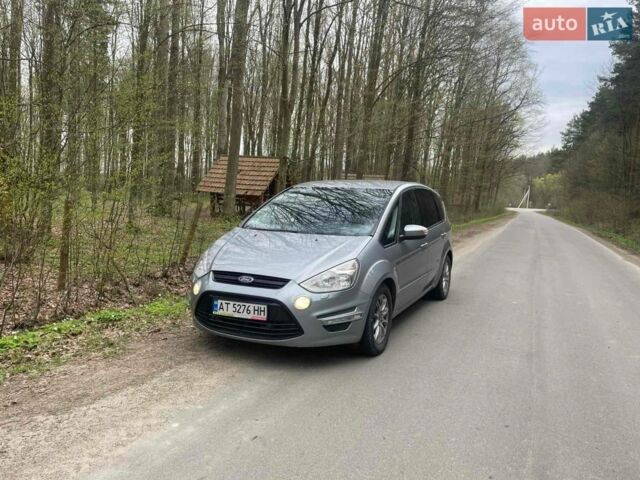 Серый Форд С-Макс, объемом двигателя 2 л и пробегом 223 тыс. км за 7900 $, фото 1 на Automoto.ua