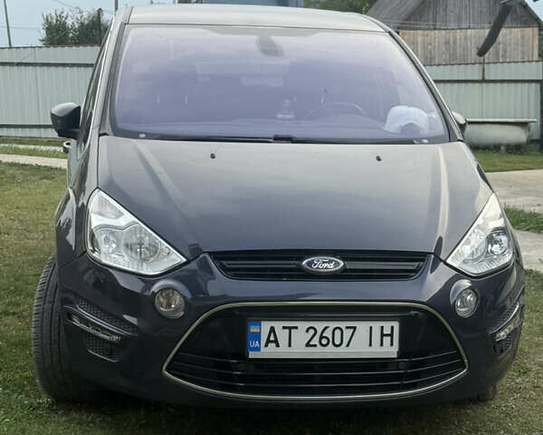 Серый Форд С-Макс, объемом двигателя 1.56 л и пробегом 215 тыс. км за 12800 $, фото 1 на Automoto.ua