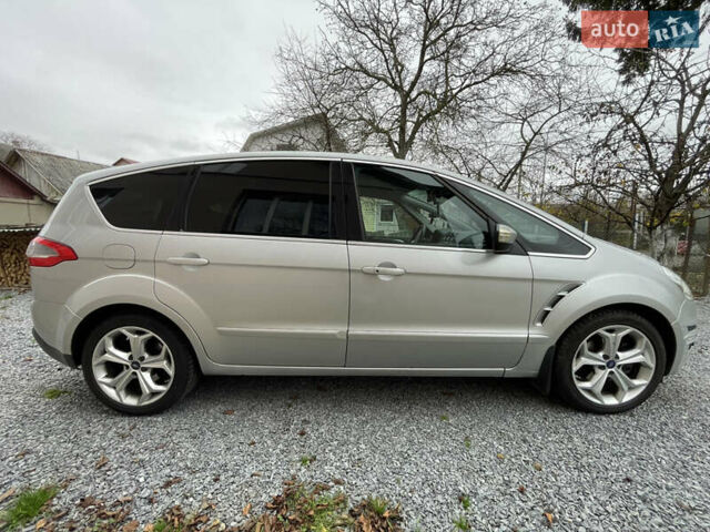 Серый Форд С-Макс, объемом двигателя 2 л и пробегом 219 тыс. км за 12500 $, фото 1 на Automoto.ua