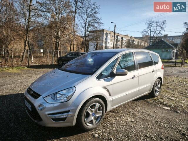 Сірий Форд С-Макс, об'ємом двигуна 2 л та пробігом 220 тис. км за 11500 $, фото 1 на Automoto.ua