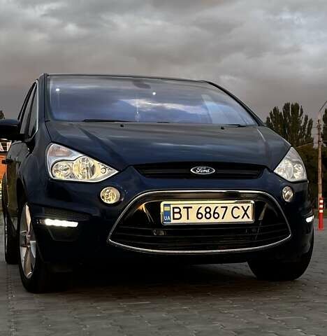 Синий Форд С-Макс, объемом двигателя 2 л и пробегом 260 тыс. км за 10500 $, фото 1 на Automoto.ua