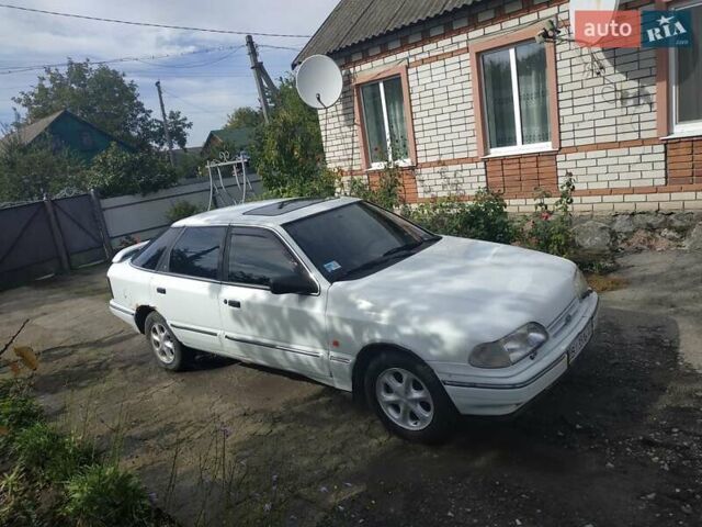 Белый Форд Скорпио, объемом двигателя 2.4 л и пробегом 300 тыс. км за 1600 $, фото 1 на Automoto.ua