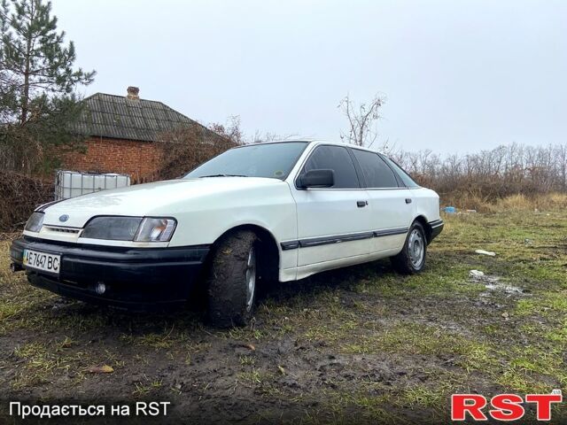Білий Форд Скорпіо, об'ємом двигуна 2 л та пробігом 387 тис. км за 1750 $, фото 1 на Automoto.ua