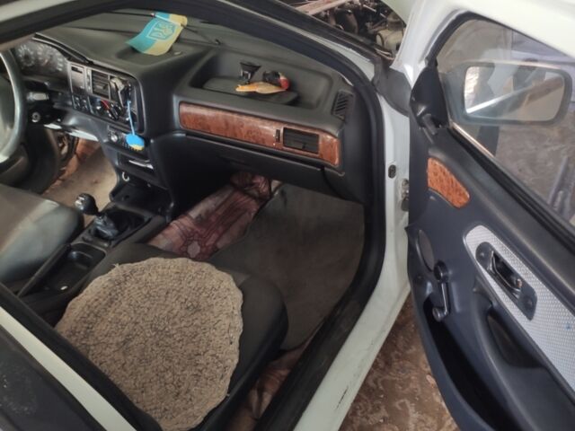 Білий Форд Скорпіо, об'ємом двигуна 2 л та пробігом 250 тис. км за 1350 $, фото 1 на Automoto.ua