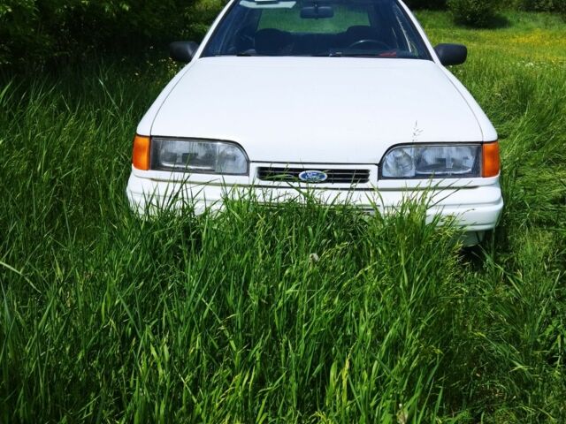 Білий Форд Скорпіо, об'ємом двигуна 2 л та пробігом 1 тис. км за 1700 $, фото 1 на Automoto.ua