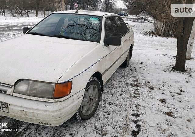 Білий Форд Скорпіо, об'ємом двигуна 2 л та пробігом 130 тис. км за 1000 $, фото 1 на Automoto.ua