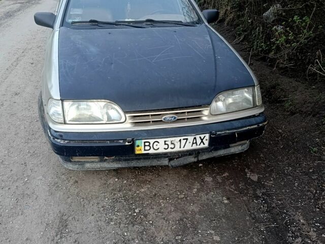 Бежевый Форд Скорпио, объемом двигателя 0 л и пробегом 200 тыс. км за 899 $, фото 1 на Automoto.ua