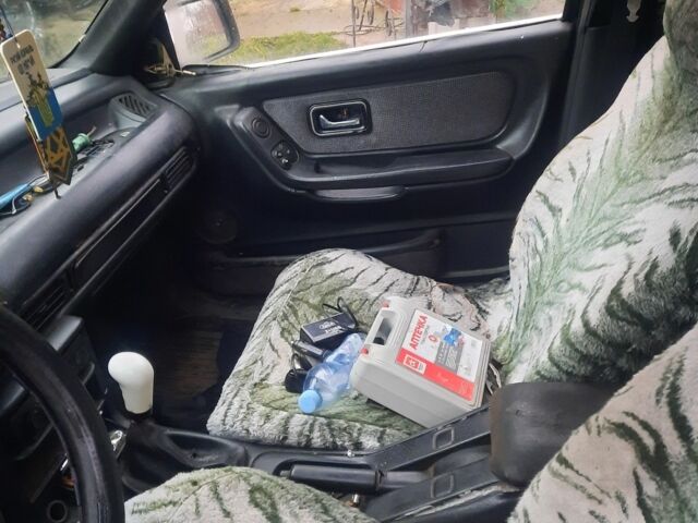 Черный Форд Скорпио, объемом двигателя 2 л и пробегом 300 тыс. км за 452 $, фото 1 на Automoto.ua