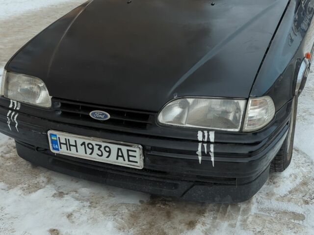Чорний Форд Скорпіо, об'ємом двигуна 2 л та пробігом 267 тис. км за 2500 $, фото 1 на Automoto.ua