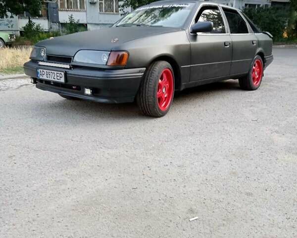 Черный Форд Скорпио, объемом двигателя 2.4 л и пробегом 360 тыс. км за 2200 $, фото 1 на Automoto.ua