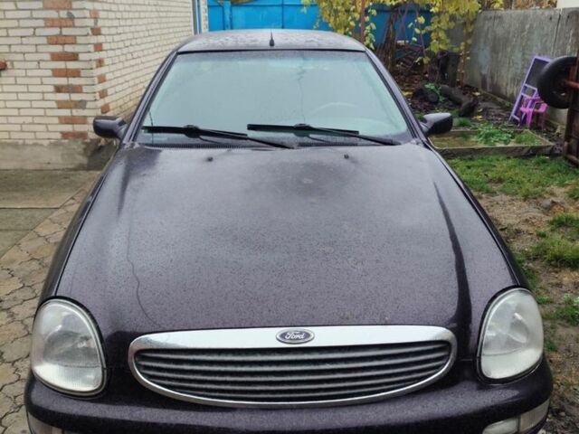 Фиолетовый Форд Скорпио, объемом двигателя 2 л и пробегом 200 тыс. км за 1671 $, фото 1 на Automoto.ua