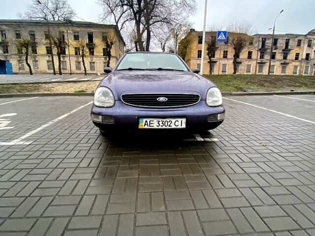 Фіолетовий Форд Скорпіо, об'ємом двигуна 2.3 л та пробігом 0 тис. км за 2500 $, фото 1 на Automoto.ua