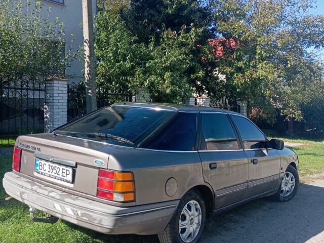 Коричневий Форд Скорпіо, об'ємом двигуна 2 л та пробігом 300 тис. км за 650 $, фото 1 на Automoto.ua