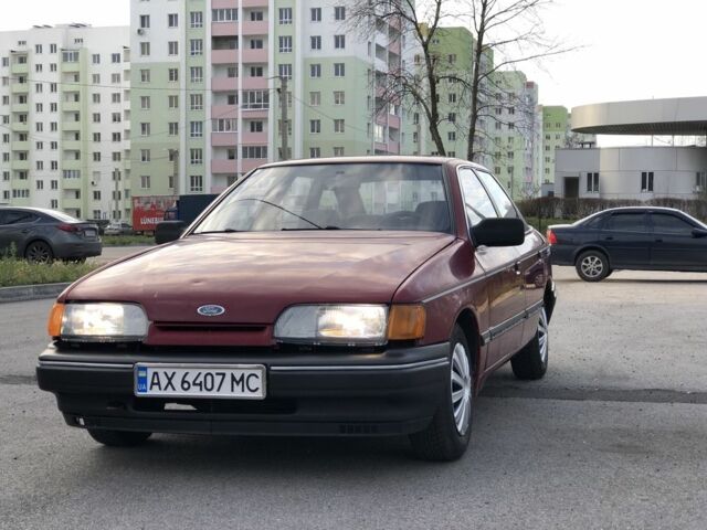 Красный Форд Скорпио, объемом двигателя 2 л и пробегом 250 тыс. км за 1500 $, фото 1 на Automoto.ua