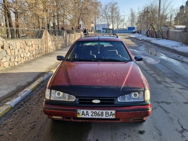 Красный Форд Скорпио, объемом двигателя 2 л и пробегом 234 тыс. км за 650 $, фото 1 на Automoto.ua