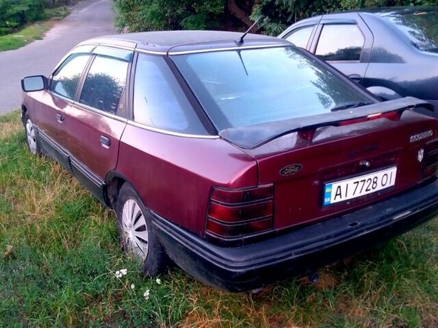 Красный Форд Скорпио, объемом двигателя 2.4 л и пробегом 300 тыс. км за 900 $, фото 1 на Automoto.ua