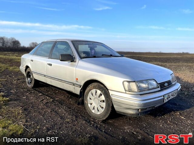 Форд Скорпіо, об'ємом двигуна 24 л та пробігом 200 тис. км за 950 $, фото 1 на Automoto.ua