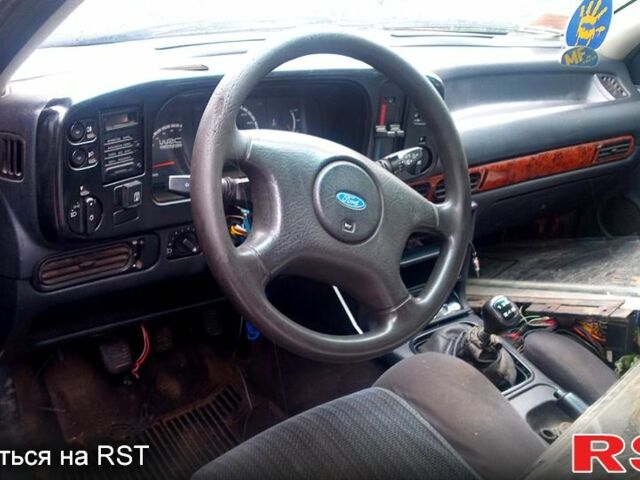 Форд Скорпио, объемом двигателя 2 л и пробегом 500 тыс. км за 200 $, фото 1 на Automoto.ua