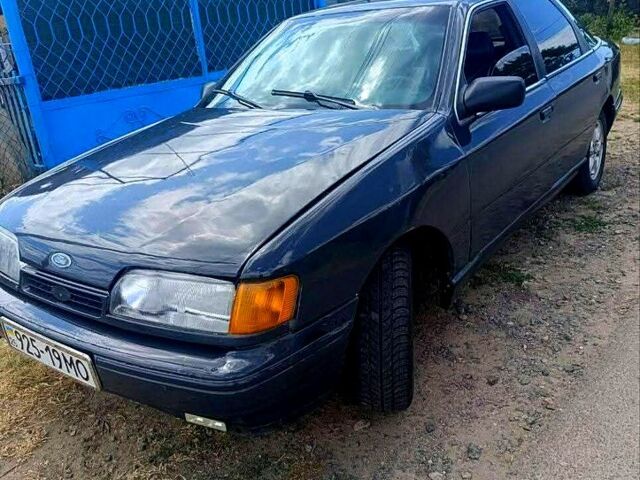 Форд Скорпио, объемом двигателя 2 л и пробегом 300 тыс. км за 810 $, фото 1 на Automoto.ua