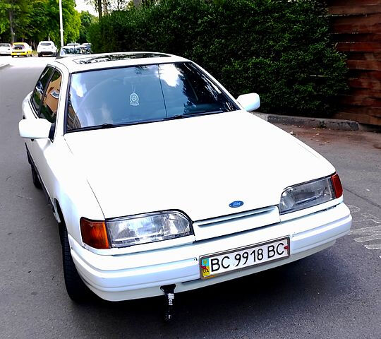 Форд Скорпио, объемом двигателя 2.4 л и пробегом 224 тыс. км за 1500 $, фото 1 на Automoto.ua