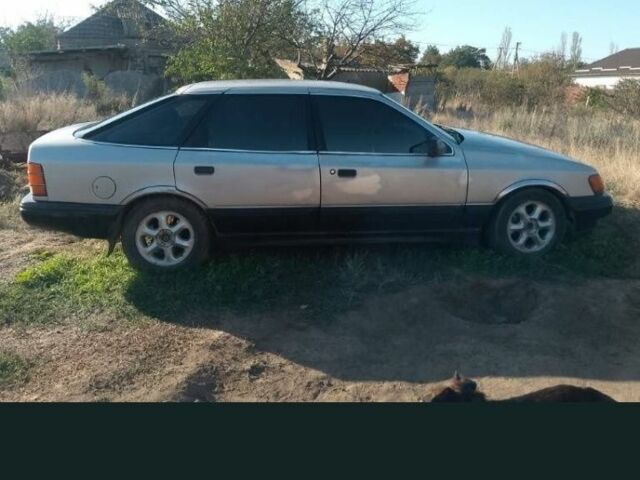 Серый Форд Скорпио, объемом двигателя 2 л и пробегом 320 тыс. км за 583 $, фото 1 на Automoto.ua