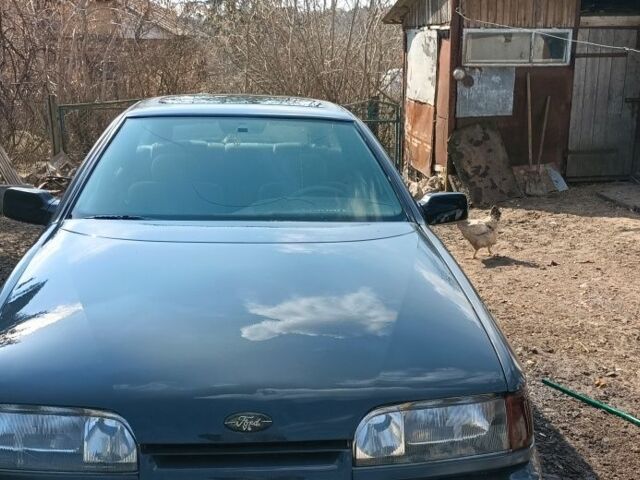 Серый Форд Скорпио, объемом двигателя 3 л и пробегом 194 тыс. км за 400 $, фото 1 на Automoto.ua