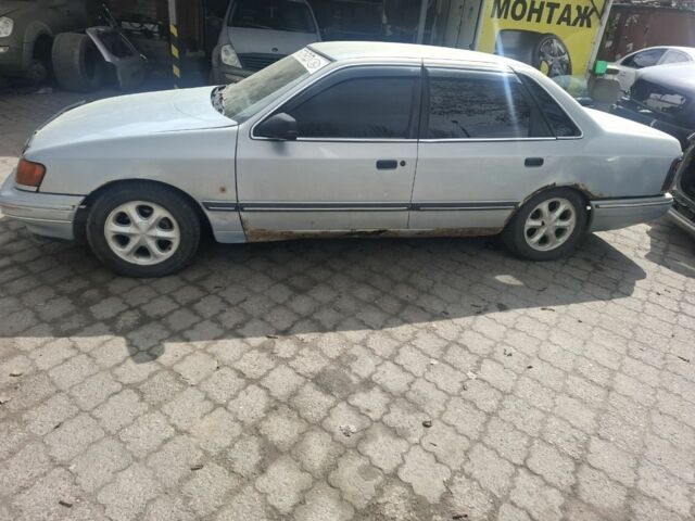 Сірий Форд Скорпіо, об'ємом двигуна 2 л та пробігом 1 тис. км за 700 $, фото 1 на Automoto.ua