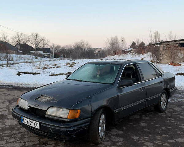 Серый Форд Скорпио, объемом двигателя 1.8 л и пробегом 180 тыс. км за 800 $, фото 1 на Automoto.ua