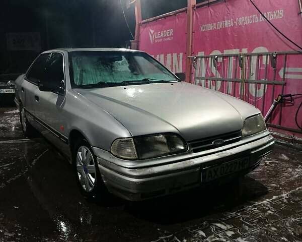 Серый Форд Скорпио, объемом двигателя 2 л и пробегом 250 тыс. км за 950 $, фото 1 на Automoto.ua