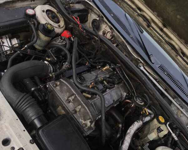 Серый Форд Скорпио, объемом двигателя 2.3 л и пробегом 350 тыс. км за 800 $, фото 1 на Automoto.ua