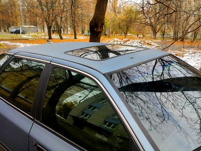 Серый Форд Скорпио, объемом двигателя 2 л и пробегом 330 тыс. км за 900 $, фото 1 на Automoto.ua