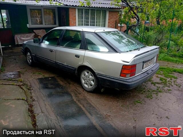 Серый Форд Скорпио, объемом двигателя 2 л и пробегом 300 тыс. км за 1000 $, фото 1 на Automoto.ua