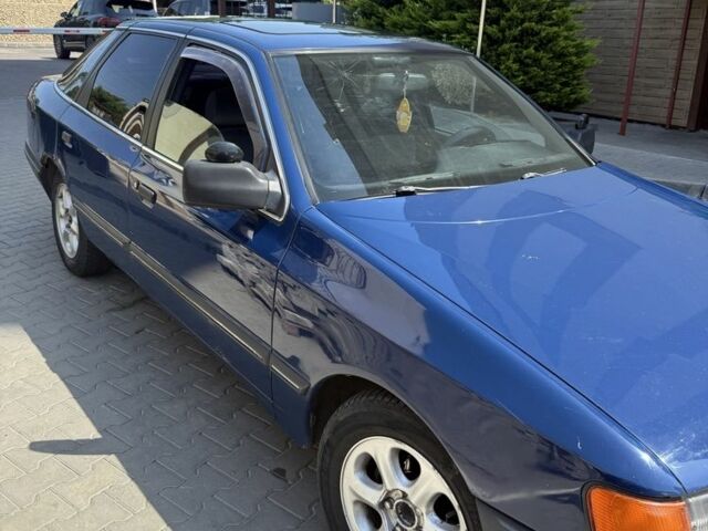 Синий Форд Скорпио, объемом двигателя 2 л и пробегом 300 тыс. км за 1480 $, фото 1 на Automoto.ua
