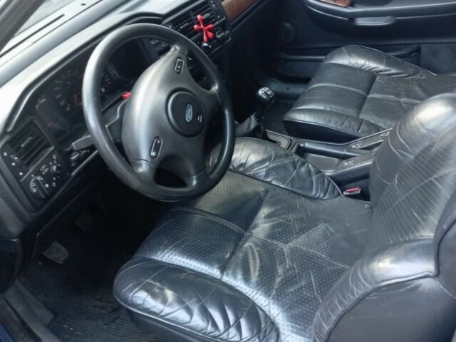 Синий Форд Скорпио, объемом двигателя 2 л и пробегом 290 тыс. км за 1430 $, фото 1 на Automoto.ua