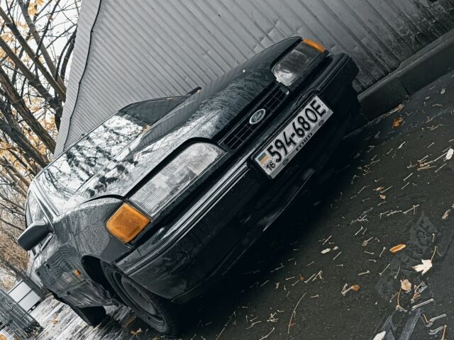 Синій Форд Скорпіо, об'ємом двигуна 2 л та пробігом 50 тис. км за 800 $, фото 1 на Automoto.ua