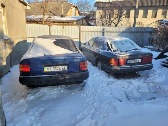 Синий Форд Скорпио, объемом двигателя 2 л и пробегом 300 тыс. км за 674 $, фото 1 на Automoto.ua