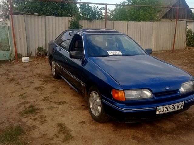 Синий Форд Скорпио, объемом двигателя 2 л и пробегом 439 тыс. км за 700 $, фото 1 на Automoto.ua