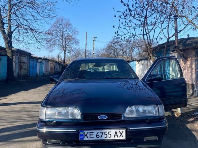 Синий Форд Скорпио, объемом двигателя 2.4 л и пробегом 300 тыс. км за 2500 $, фото 1 на Automoto.ua